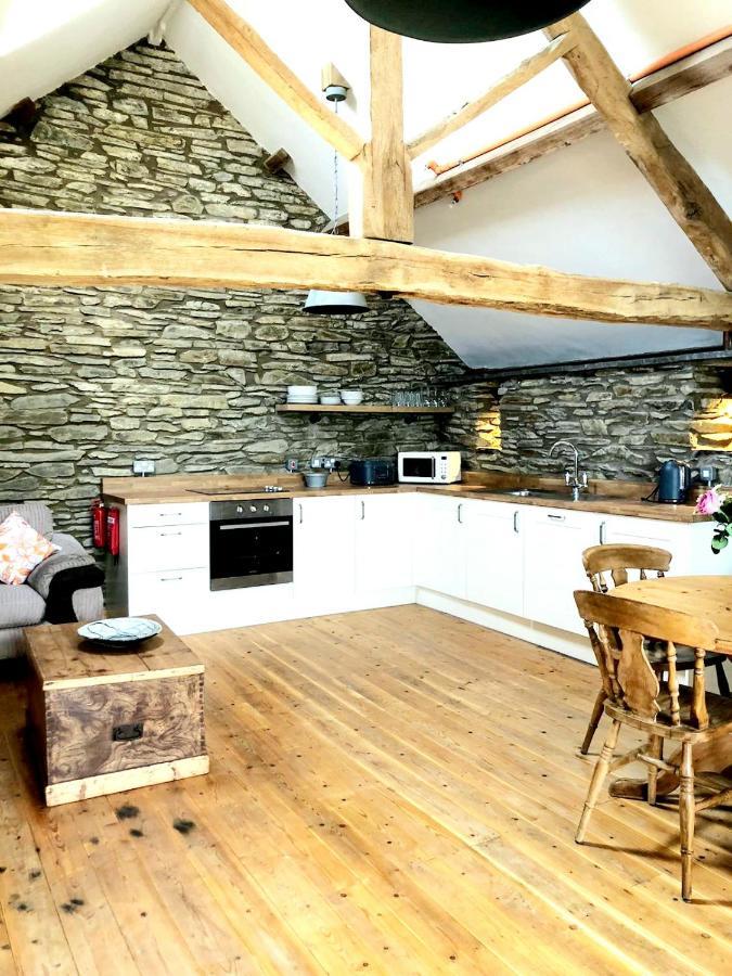 Hay Barn, Penrheol Farm, Unique Barn Conversion Builth Wells Zewnętrze zdjęcie