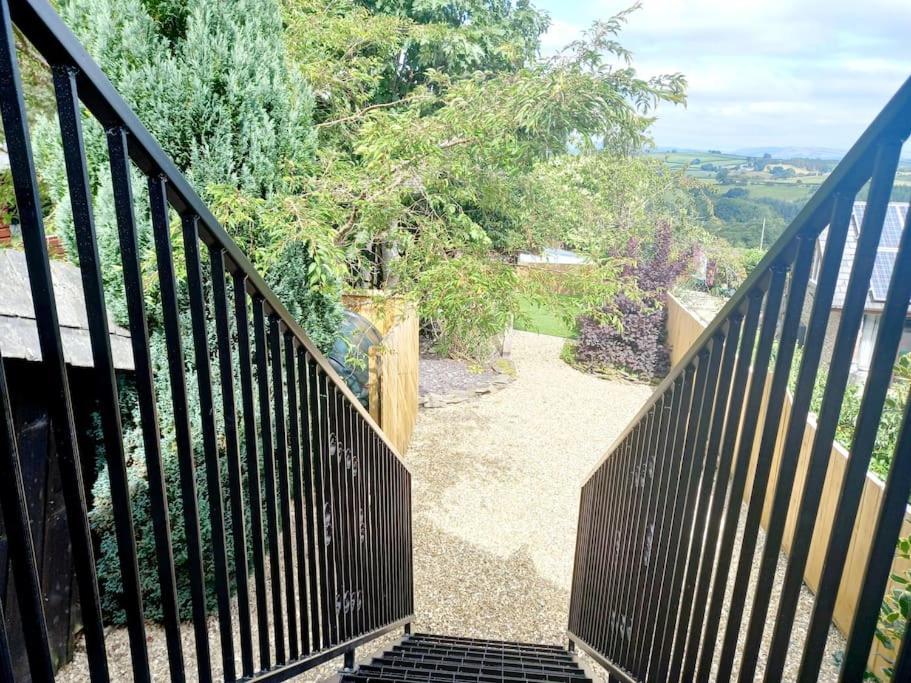 Hay Barn, Penrheol Farm, Unique Barn Conversion Builth Wells Zewnętrze zdjęcie