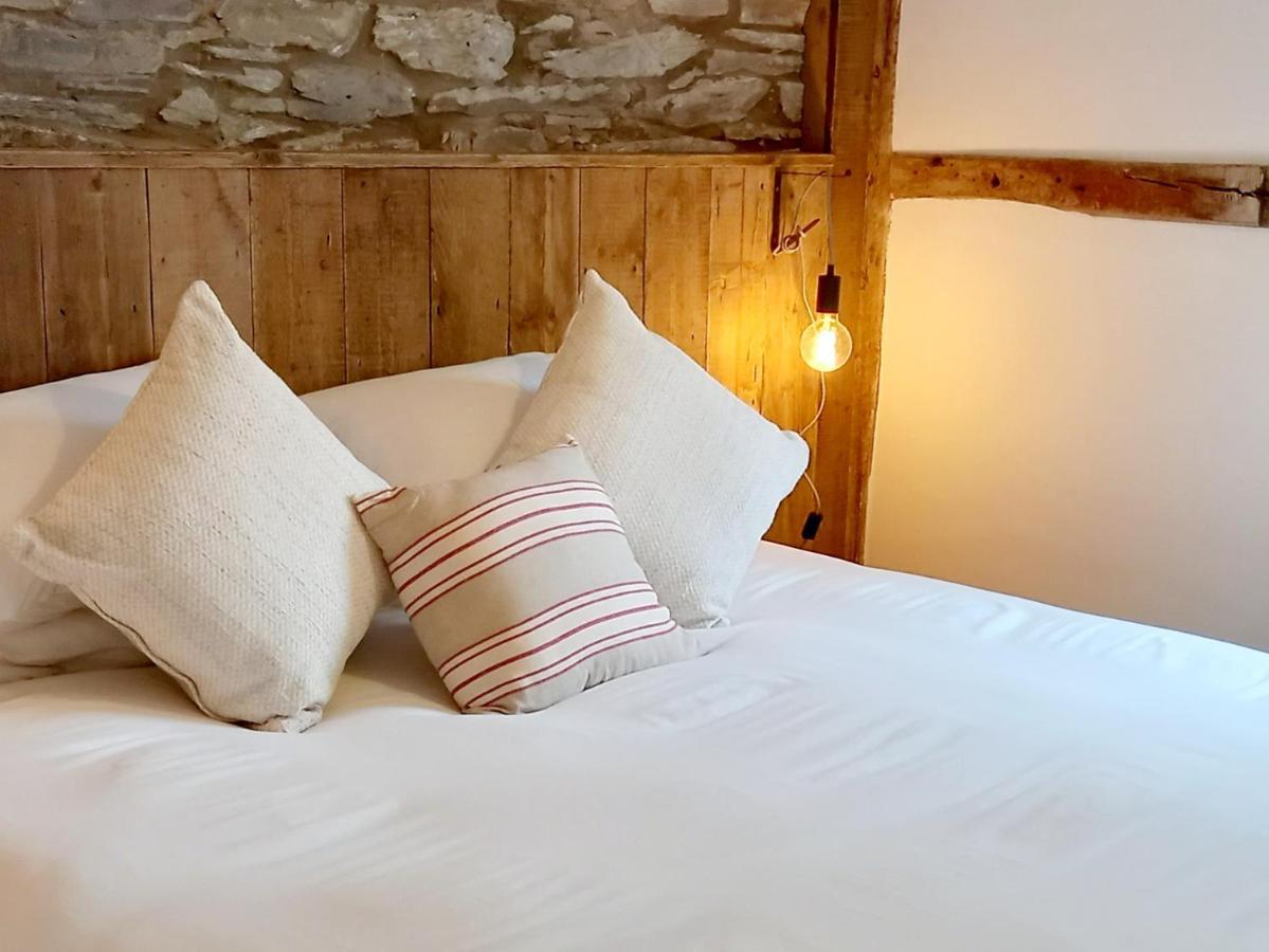 Hay Barn, Penrheol Farm, Unique Barn Conversion Builth Wells Zewnętrze zdjęcie